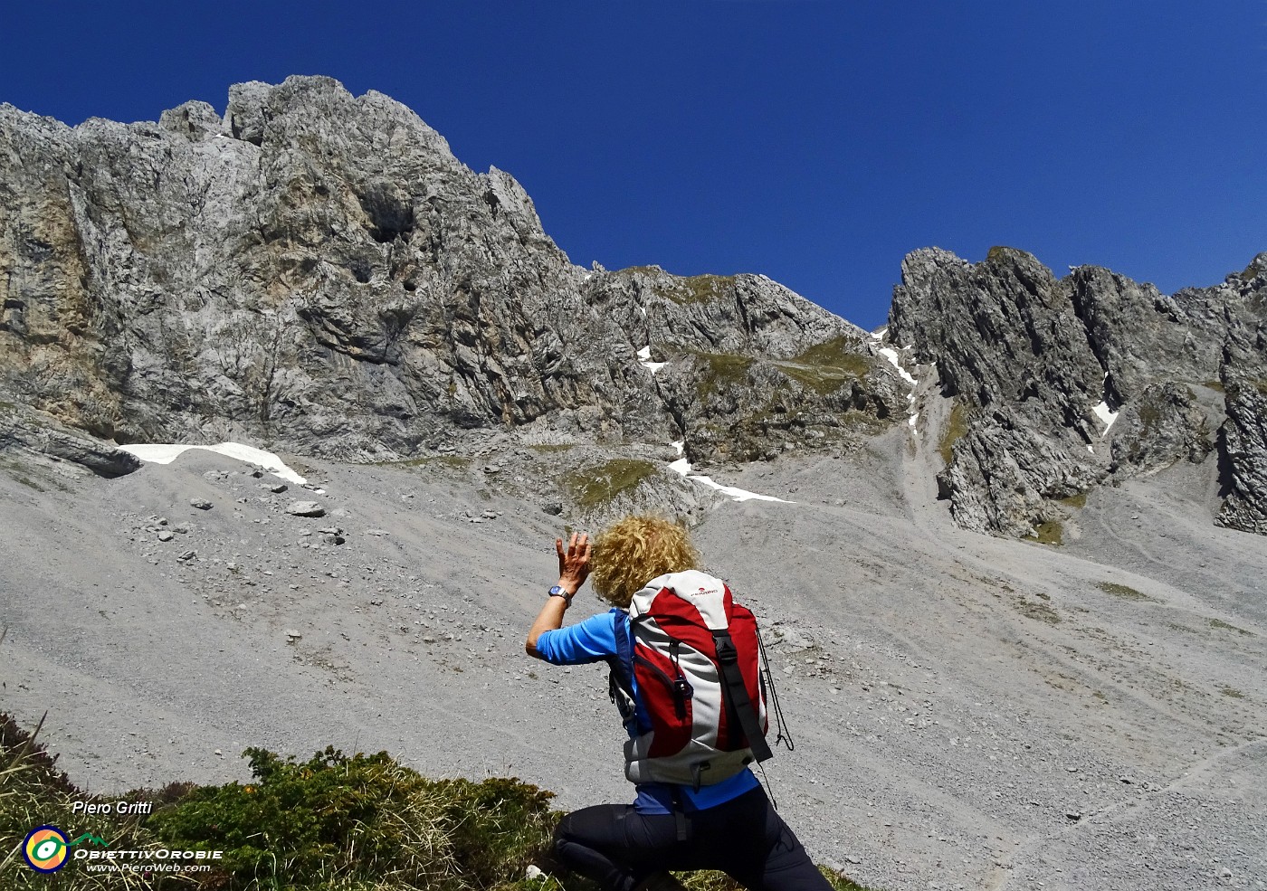 62 Sul sentiero 320 verso il Passo di Pozzera.JPG -                                